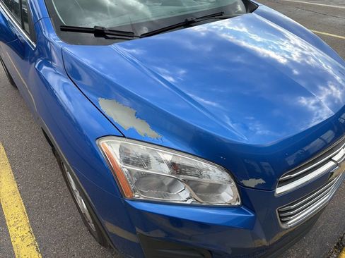 Used 2016 Chevrolet Trax LT w/ LT Convenience Package FWD image 5