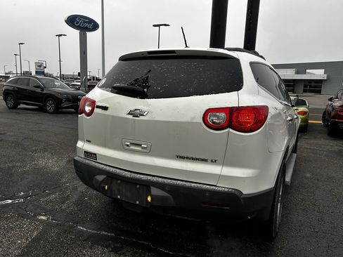 Used 2012 Chevrolet Traverse LT image 5
