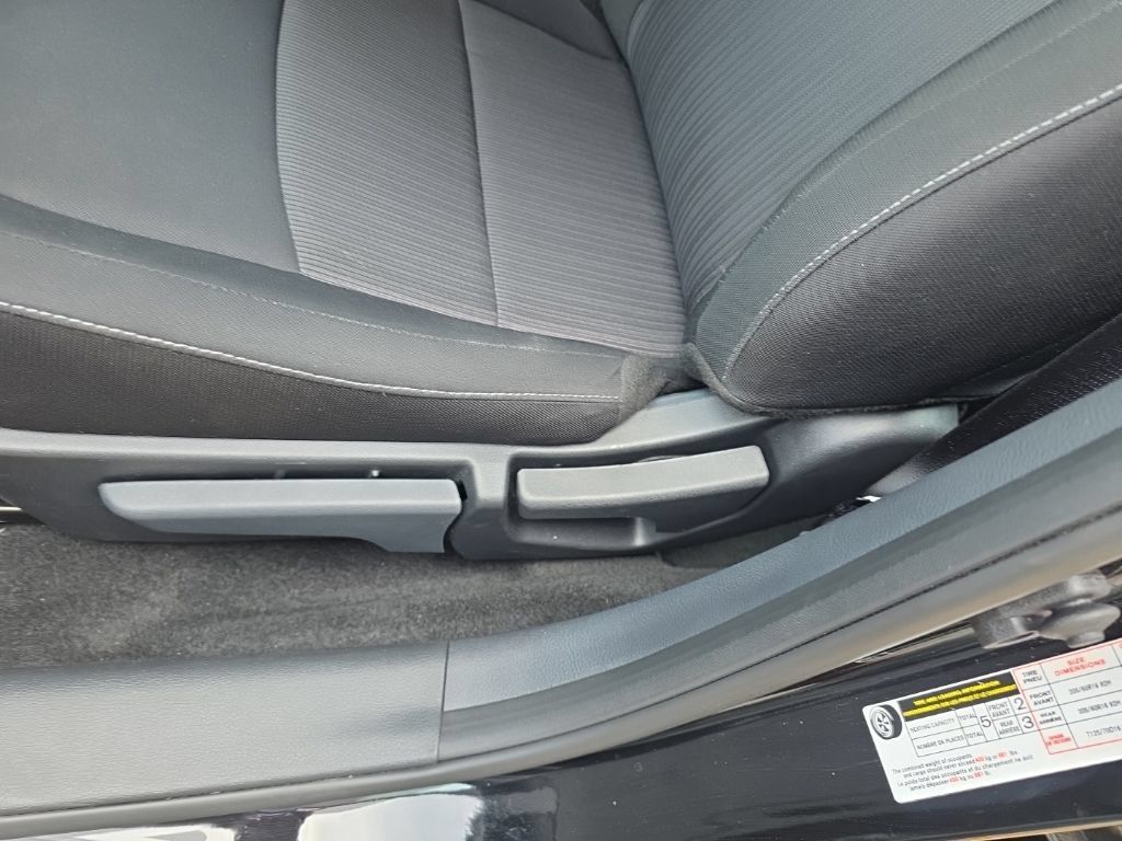Used 2025 Nissan Sentra SV w/ Trunk Package FWD image 15