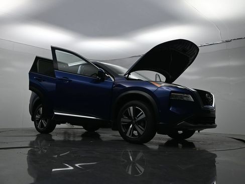 Used 2022 Nissan Rogue SL w/ SL Premium Package FWD image 29