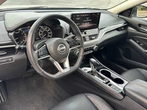 Certified 2024 Nissan Altima 2.5 SR w/ SR Premium Package AWD/4WD image 32