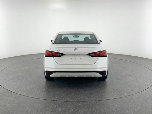 Used 2025 Nissan Altima 2.5 SV image 7