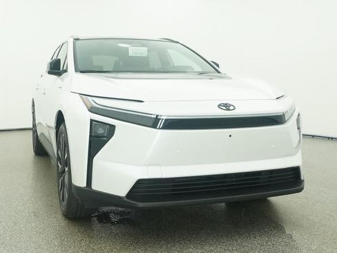 New 2026 Toyota bZ FWD image 30