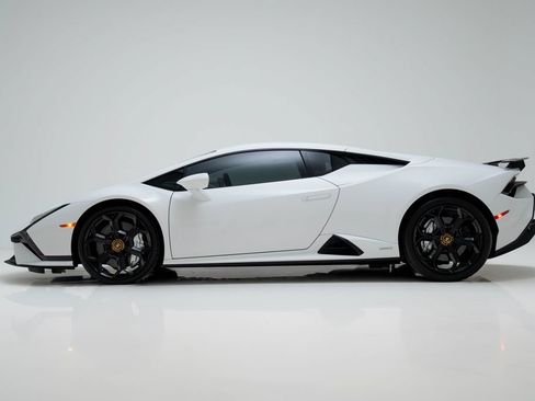 Used 2023 Lamborghini Huracan Tecnica RWD image 6