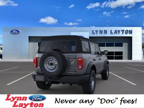 New 2025 Ford Bronco 4-Door image 8