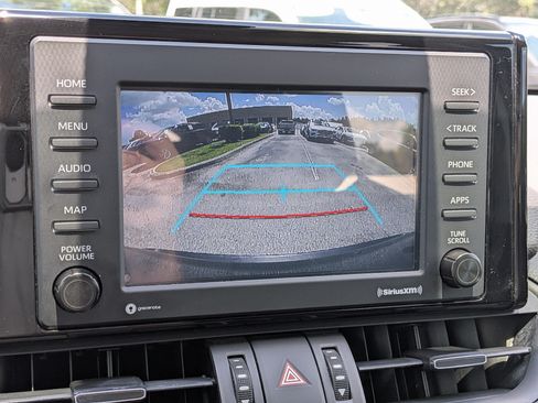 Used 2020 Toyota RAV4 XLE Premium FWD image 34