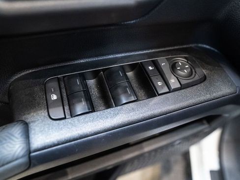 Used 2025 Toyota 4Runner SR5 image 15