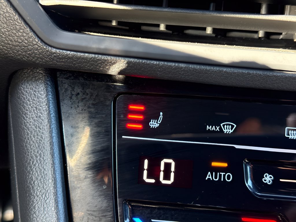 Used 2025 Volkswagen Jetta Sport FWD image 17