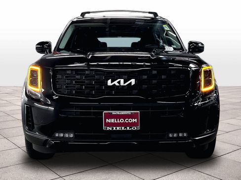 Used 2022 Kia Telluride SX w/ SX Prestige Package AWD/4WD image 3