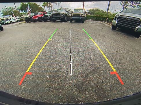 Used 2018 Jeep Wrangler Unlimited Sahara image 20