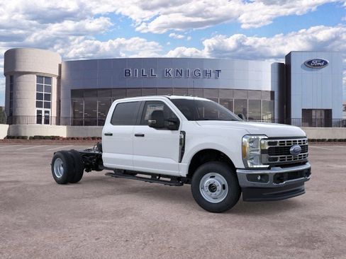 New 2026 Ford F350 XL w/ XL Chrome Package AWD/4WD image 1