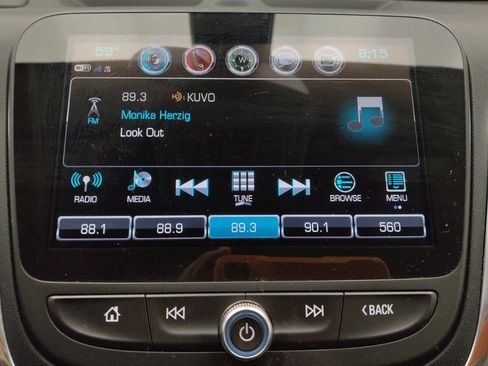 Used 2018 Chevrolet Equinox Premier image 25