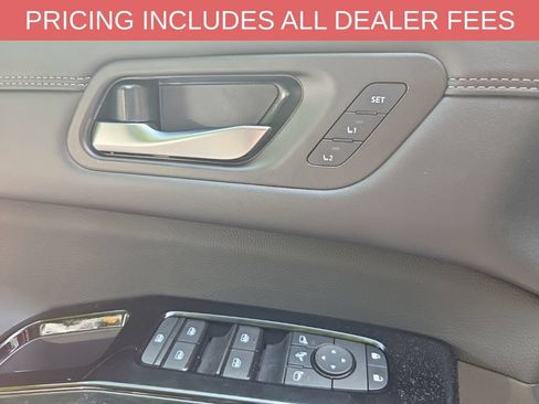 Used 2026 Nissan Pathfinder Platinum w/ Cargo Package AWD/4WD image 10