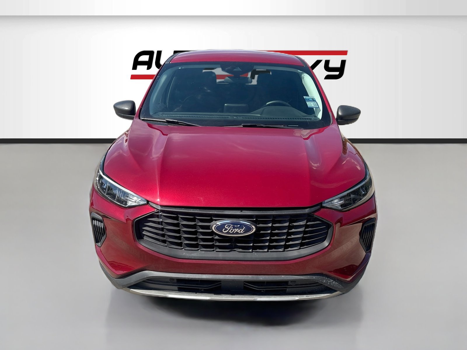 Used 2025 Ford Escape Active FWD image 2