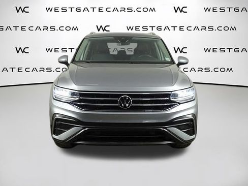 Used 2024 Volkswagen Tiguan SE AWD/4WD image 4