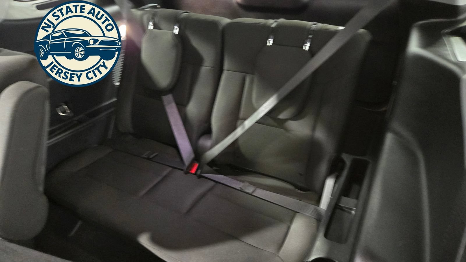 Used 2022 Ford Explorer XLT AWD/4WD image 31