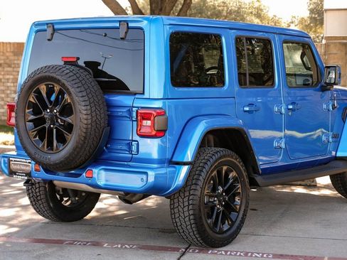 Used 2021 Jeep Wrangler Unlimited Sahara image 16