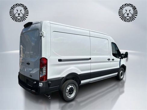 New 2025 Ford Transit 250 148 Medium Roof image 5