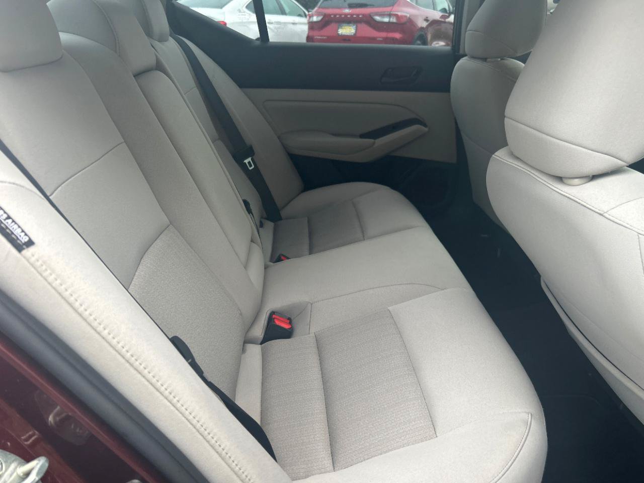 Used 2024 Nissan Altima 2.5 SV FWD image 22