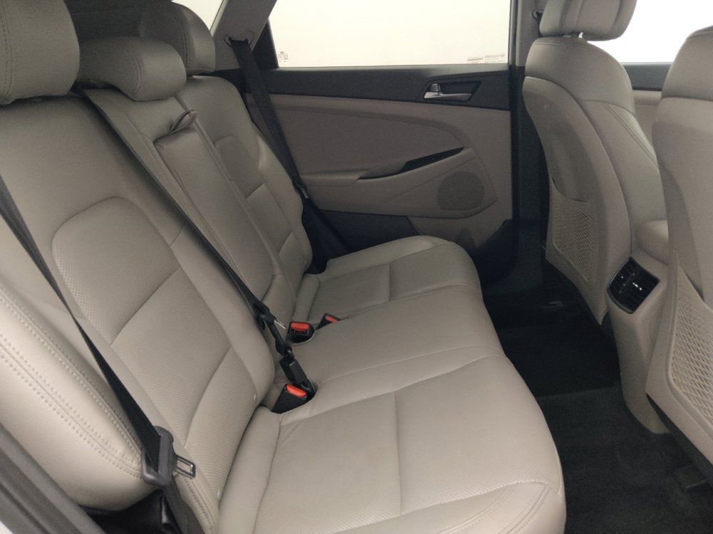 Used 2017 Hyundai Tucson Sport FWD image 19
