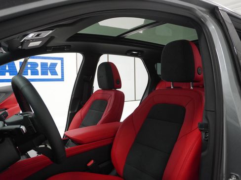 New 2025 Chevrolet Blazer EV RS image 19