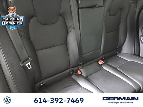 Used 2023 Volvo XC60 B5 Plus AWD/4WD image 17