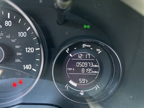 Used 2019 Honda HR-V Sport image 2