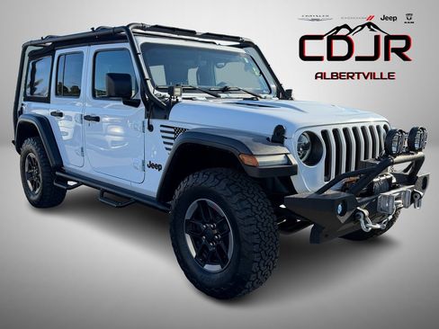 Used 2018 Jeep Wrangler Unlimited Rubicon image 1