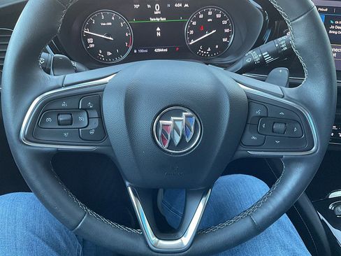 Used 2021 Buick Envision Essence image 18