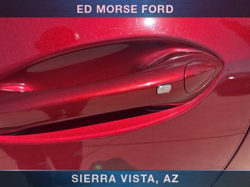 Used 2024 Chevrolet Trax RS FWD image 34
