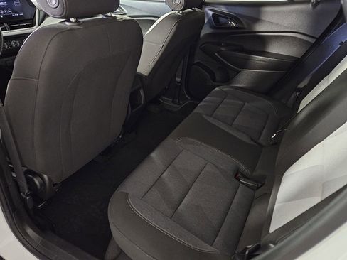 Used 2025 Chevrolet Trax RS w/ Driver Confidence Package image 26