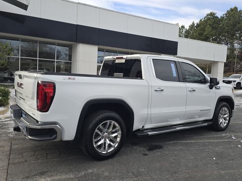 Certified 2022 GMC Sierra 1500 SLT w/ SLT Premium Package image 3