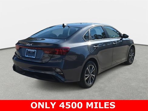 Used 2024 Kia Forte LXS w/ LXS Technology Package image 5