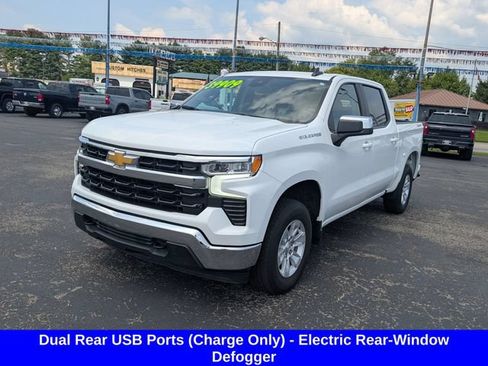 Used 2025 Chevrolet Silverado 1500 LT AWD/4WD image 3