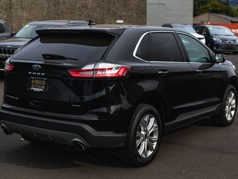 Used 2024 Ford Edge Titanium image 8