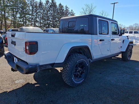 New 2026 Jeep Gladiator Willys image 3