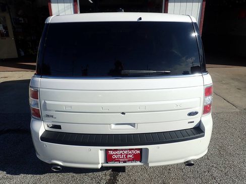 Used 2019 Ford Flex SEL w/ Equipment Group 202A AWD/4WD image 19