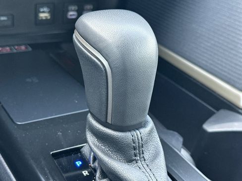 Certified 2025 Toyota Camry SE image 34