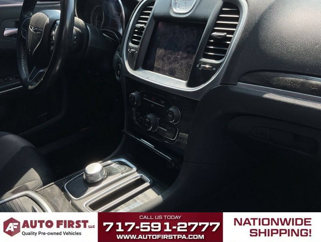 Used 2019 Chrysler 300 Touring w/ Sport Appearance Package RWD image 20