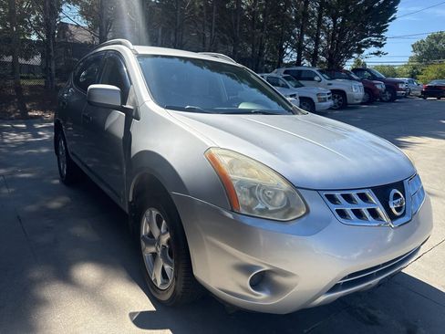 Used 2011 Nissan Rogue SV FWD image 7