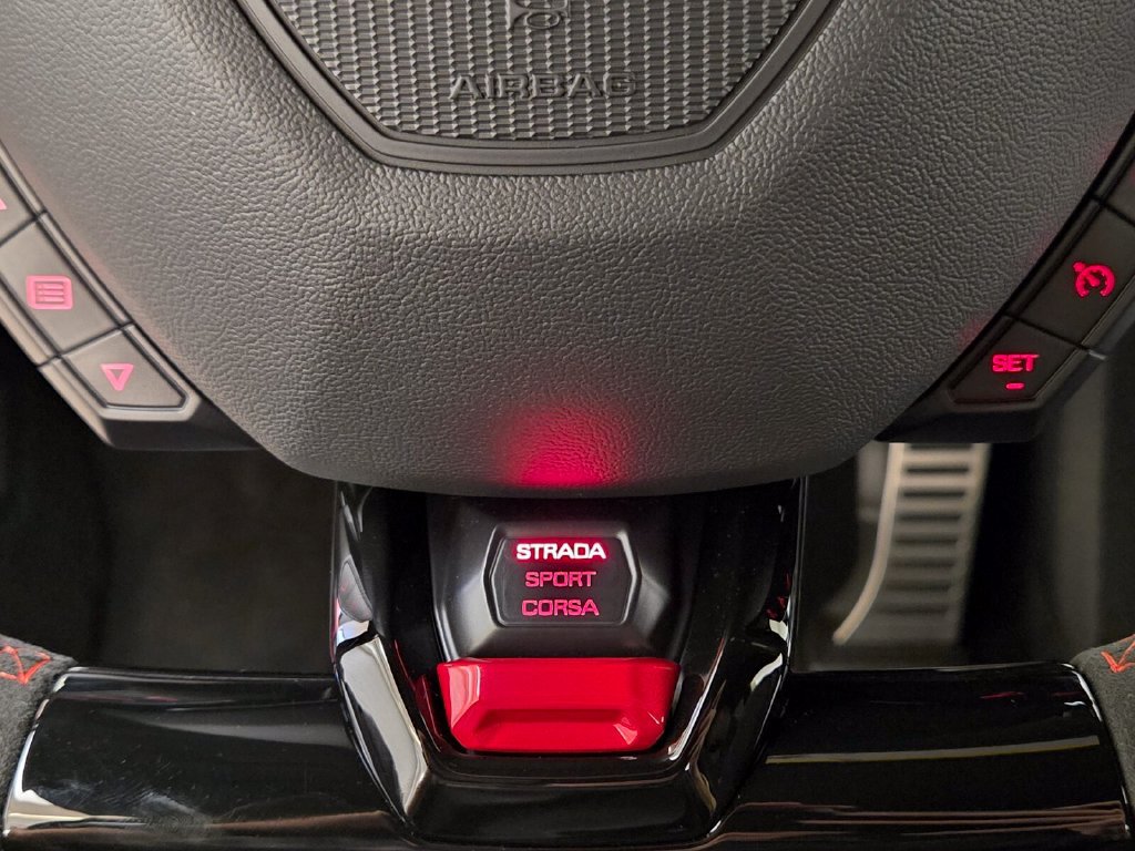 Used 2023 Lamborghini Huracan Tecnica RWD image 34