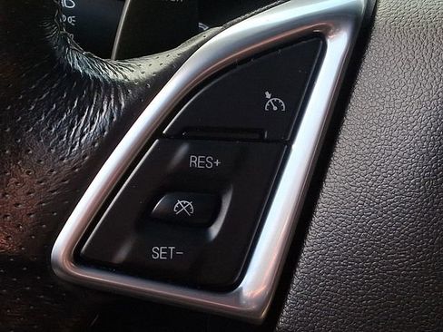 Used 2022 Chevrolet Camaro SS image 21