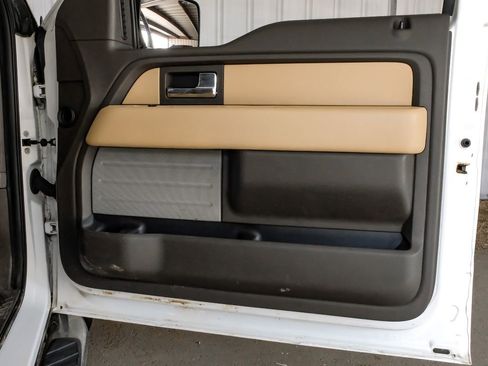 Used 2014 Ford F150 XLT w/ Equipment Group 302A Luxury image 44