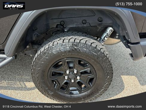 Used 2018 Jeep Wrangler Unlimited Rubicon AWD/4WD image 13