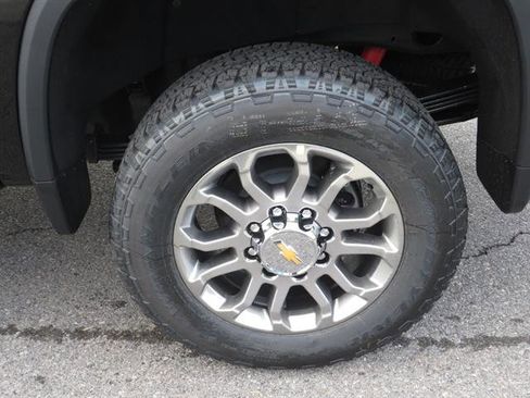 New 2026 Chevrolet Silverado 2500 LTZ w/ Z71 Chrome Sport Edition image 7