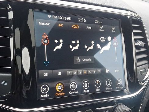 Used 2021 Jeep Grand Cherokee Limited w/ Luxury Group II image 20