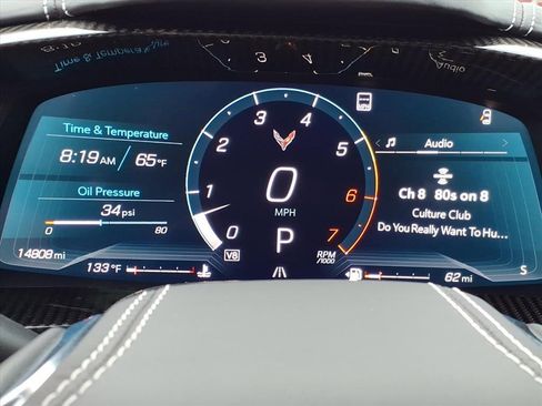 Used 2022 Chevrolet Corvette Stingray Premium Conv w/ Z51 Performance Package image 24