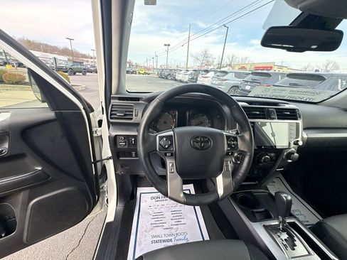 Used 2024 Toyota 4Runner SR5 Premium w/ Moonroof Package image 11