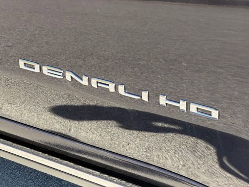 New 2026 GMC Sierra 3500 Denali w/ Denali Reserve Package image 8
