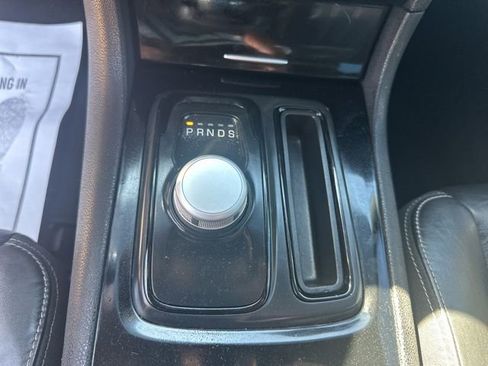 Used 2022 Chrysler 300 S RWD image 19